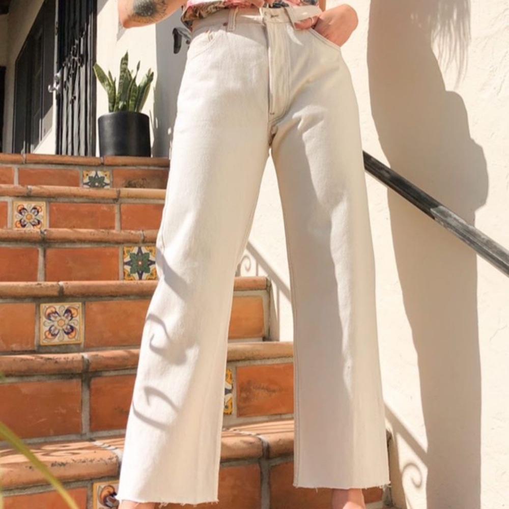 White Boyfriend Levi’s 501
